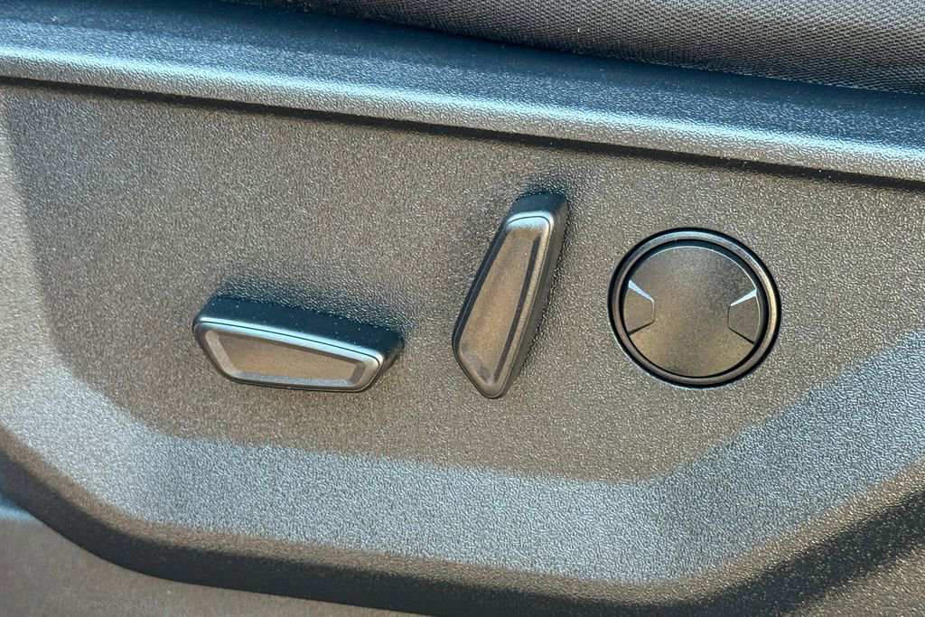 Certified 2023 Ford F150 XLT w/ Equipment Group 302A High image 22