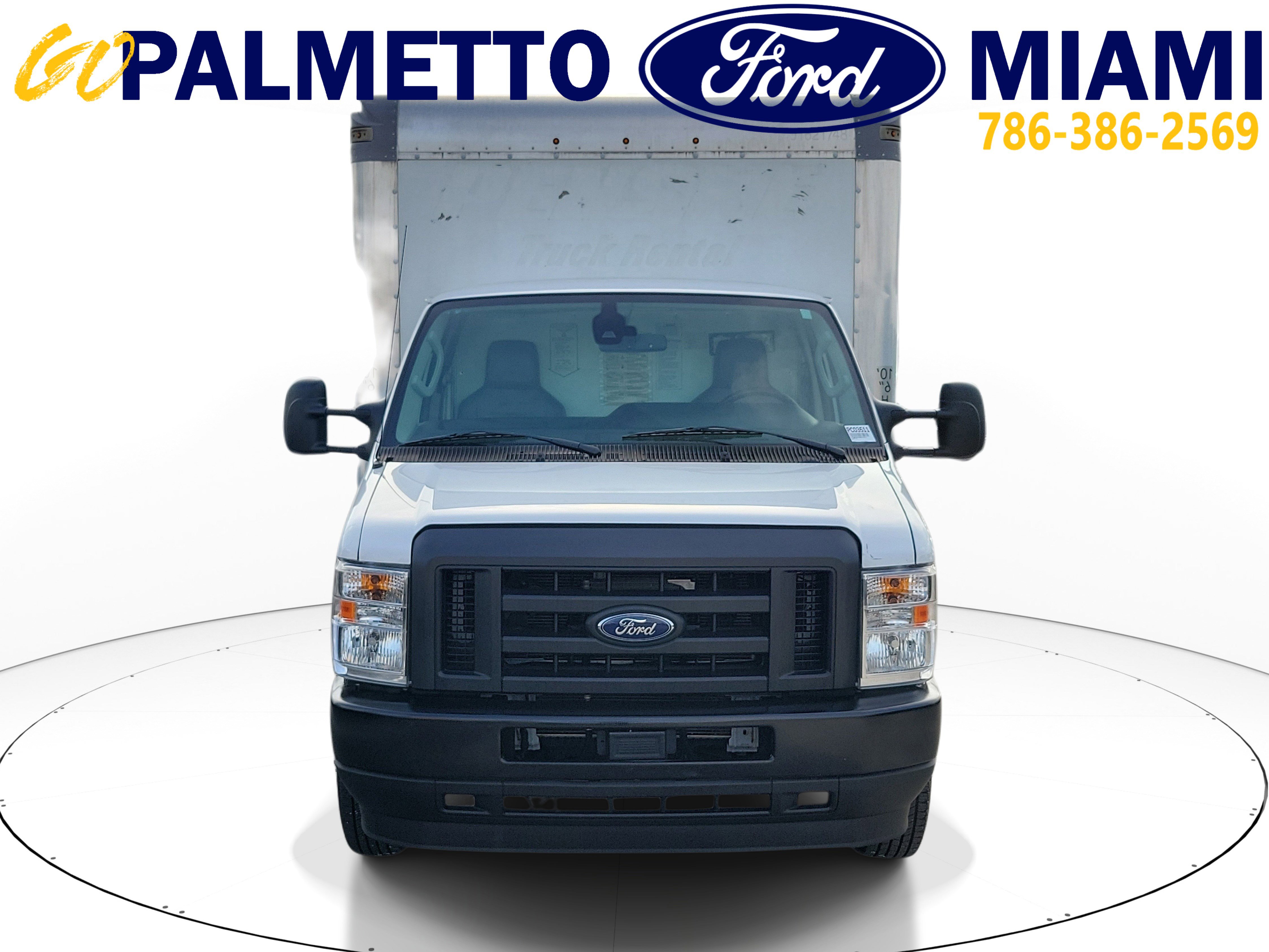 Certified 2022 Ford E-350 and Econoline 350 Super Duty RWD image 2