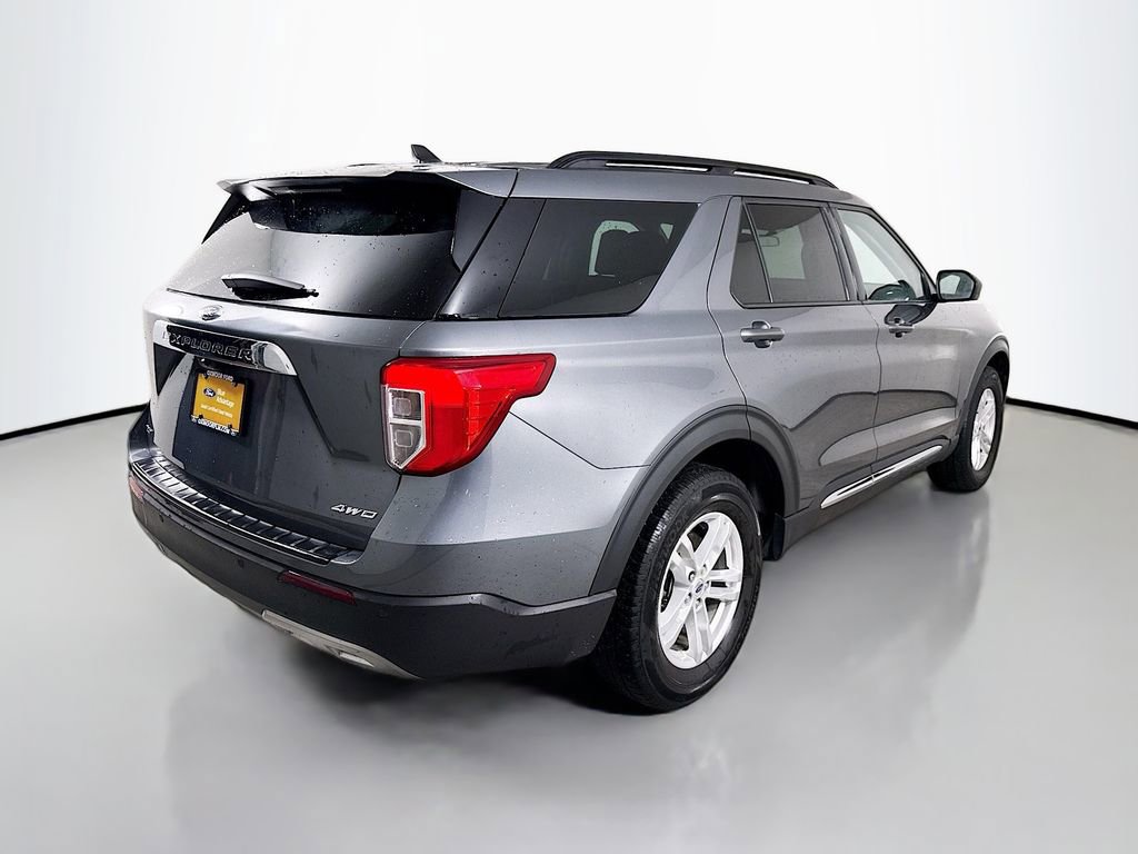 Certified 2023 Ford Explorer XLT w/ Equipment Group 202A image 7