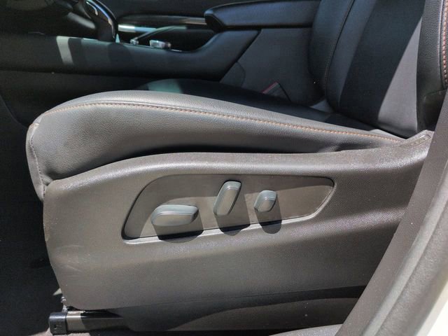 Used 2022 Cadillac XT4 Sport w/ Safety Alert Package image 23