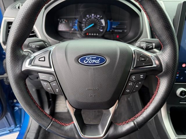 Certified 2022 Ford Edge ST-Line AWD/4WD image 13