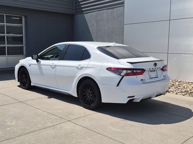Used 2023 Toyota Camry SE FWD image 6