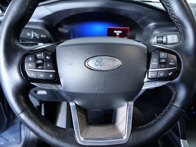 Certified 2023 Ford Explorer Platinum w/ Technology Package AWD/4WD image 25