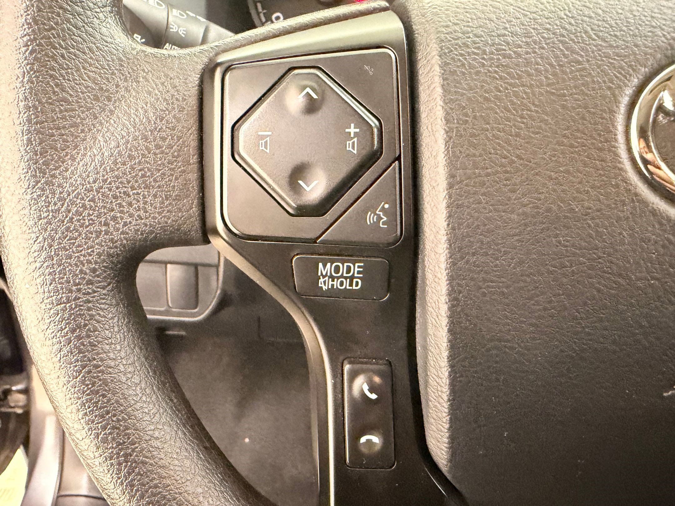 Used 2023 Toyota Tacoma SR image 19