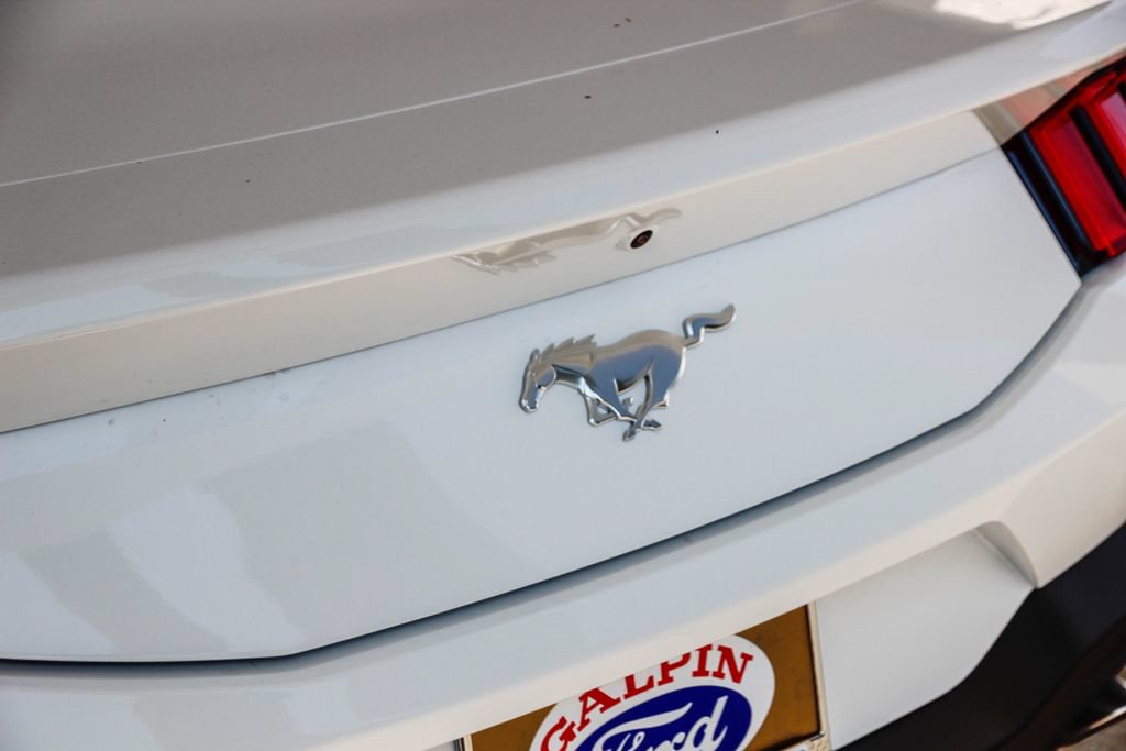 Certified 2026 Ford Mustang Coupe RWD image 8
