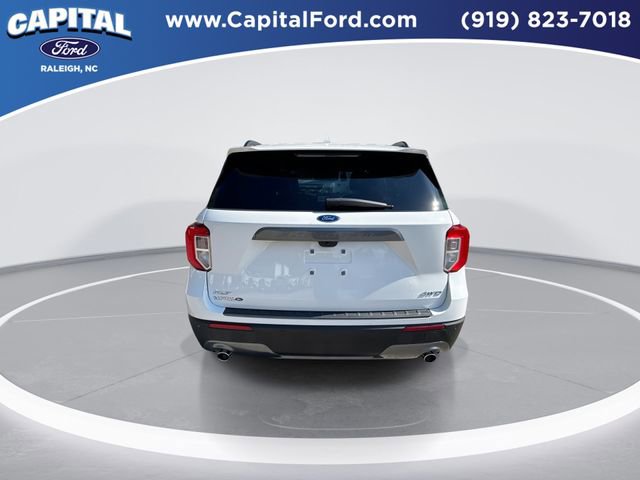 Certified 2023 Ford Explorer XLT w/ Equipment Group 202A AWD/4WD image 7