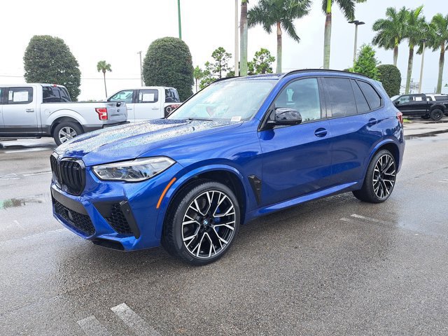 Used 2020 BMW X5 M Competition w/ Executive Package image 2