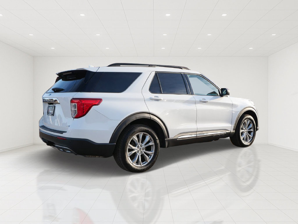 Certified 2020 Ford Explorer XLT w/ Equipment Group 202A AWD/4WD image 6