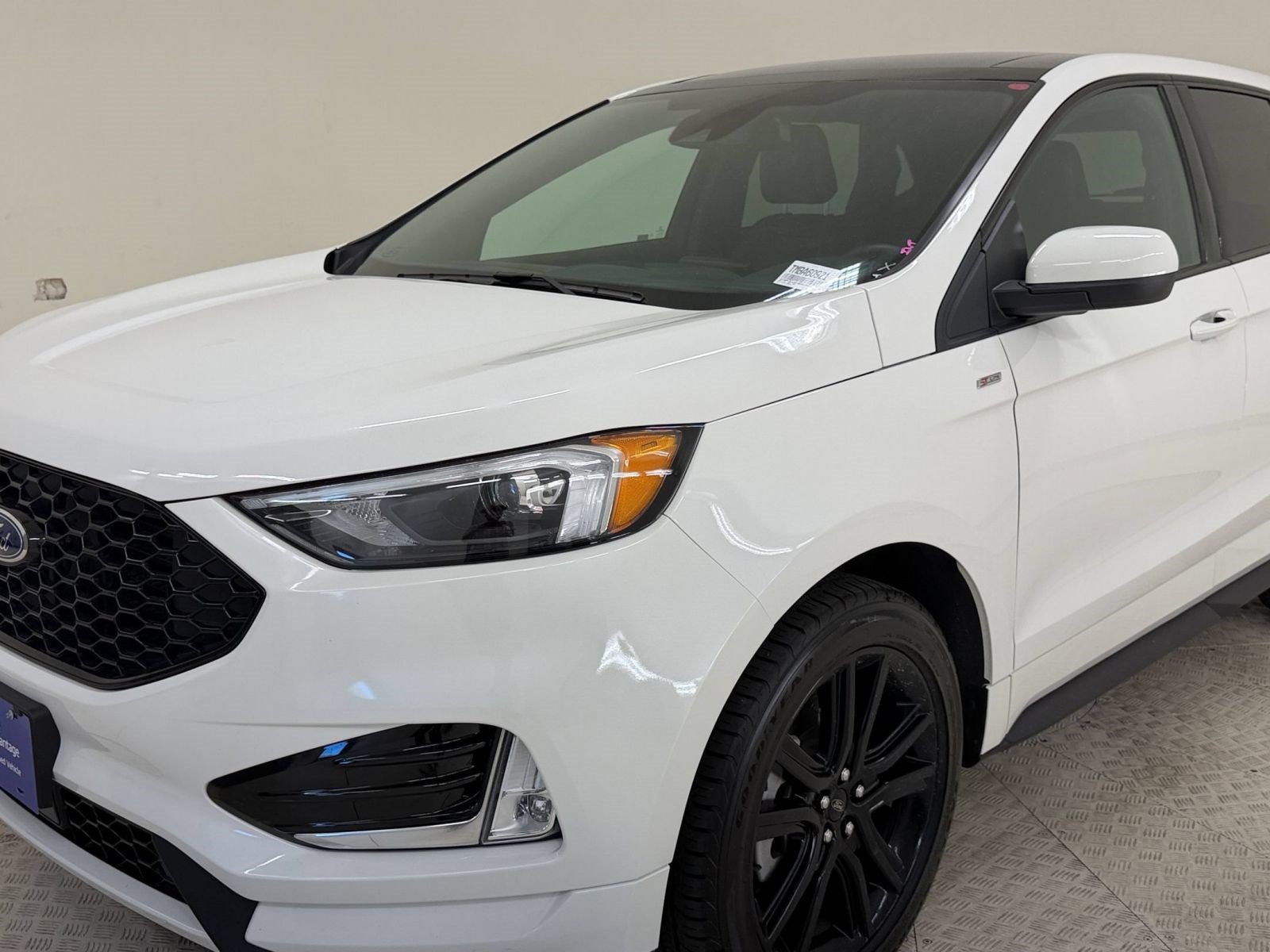 Certified 2021 Ford Edge ST-Line FWD image 29