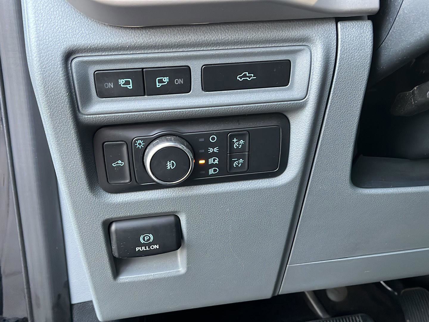 Certified 2021 Ford F150 XLT w/ Equipment Group 302A High image 26