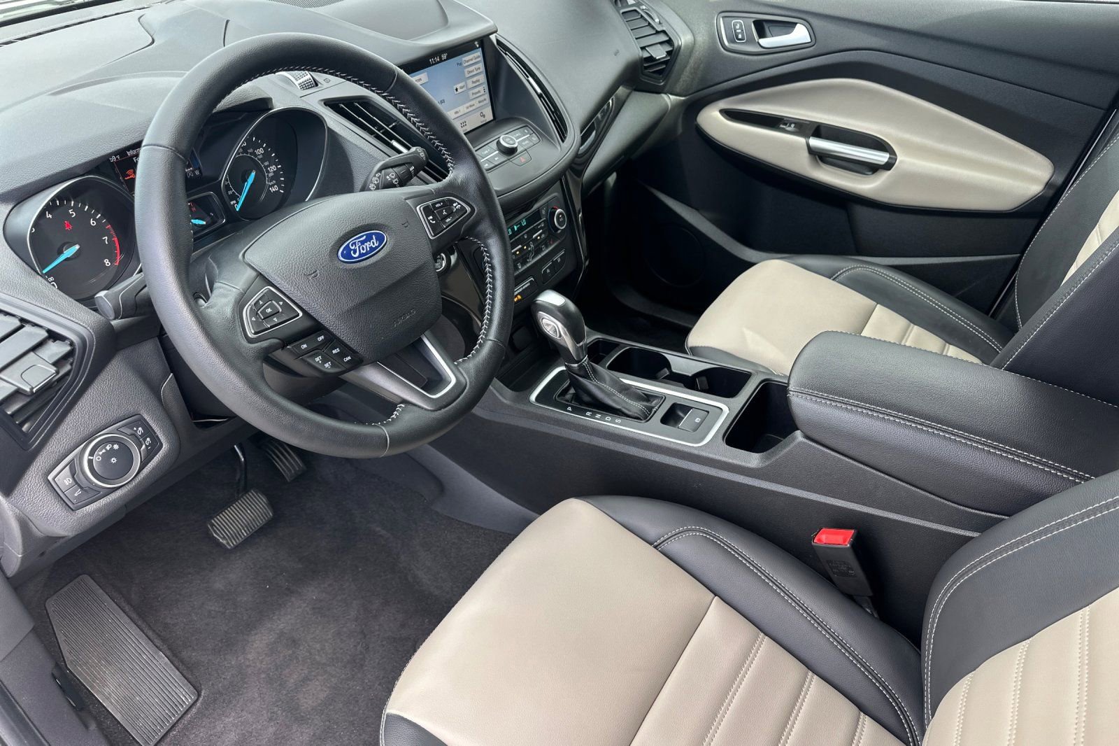 Certified 2019 Ford Escape SEL FWD image 9