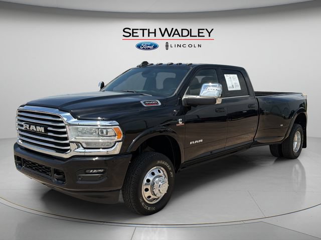 Used 2024 RAM 3500 Limited w/ Towing Technology Group AWD/4WD image 3