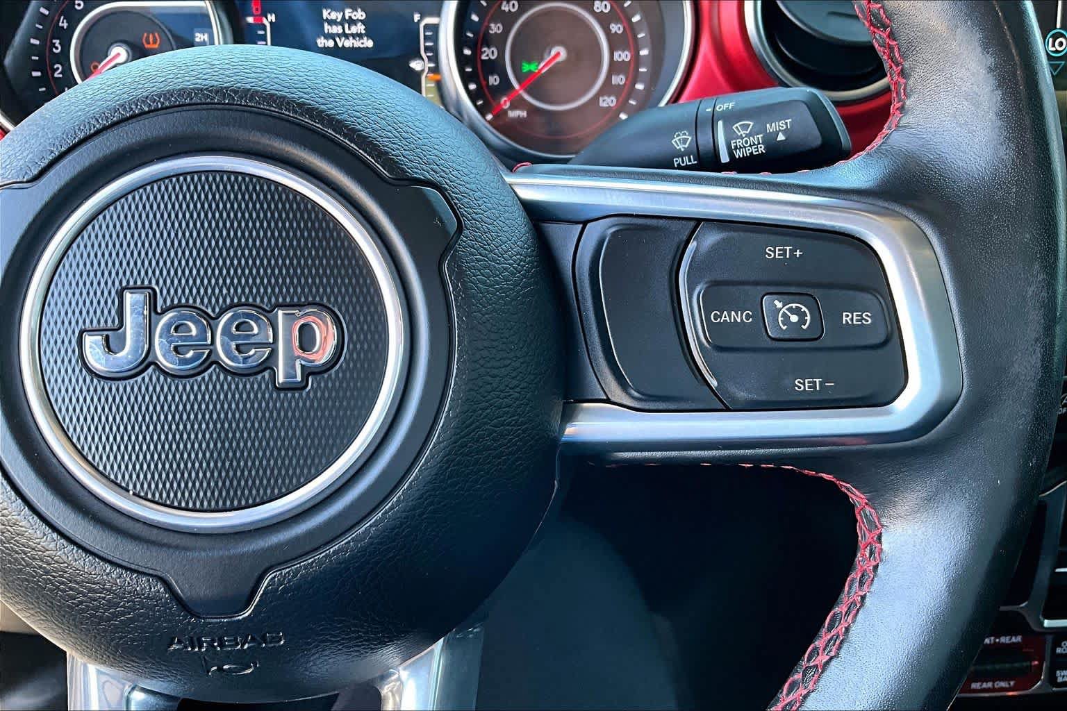 Used 2022 Jeep Gladiator Rubicon w/ LED Lighting Group AWD/4WD image 23