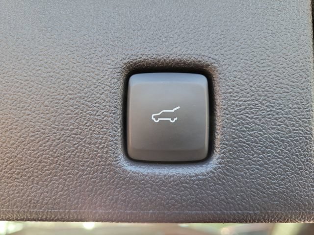Certified 2024 Ford Escape ST-Line w/ Tech Pack #1 AWD/4WD image 32