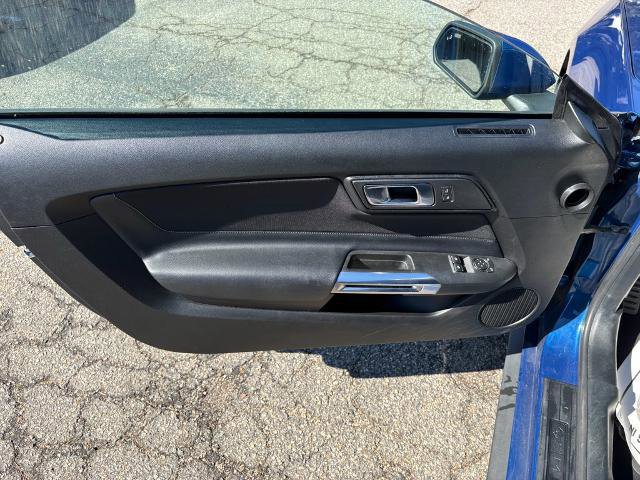 Certified 2022 Ford Mustang Coupe image 9
