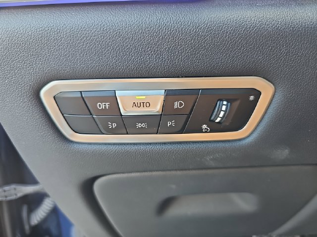 Used 2022 BMW X5 xDrive40i AWD/4WD image 33