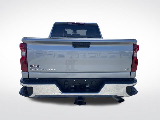 Used 2025 Chevrolet Silverado 2500 LT w/ Convenience Package AWD/4WD image 4
