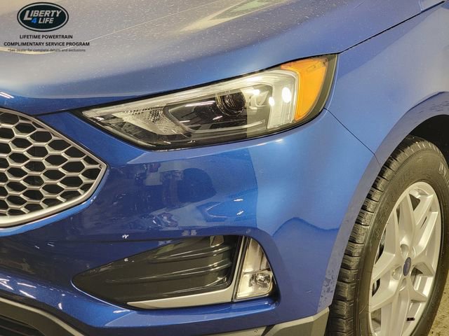 Certified 2024 Ford Edge SEL w/ Convenience Package AWD/4WD image 9
