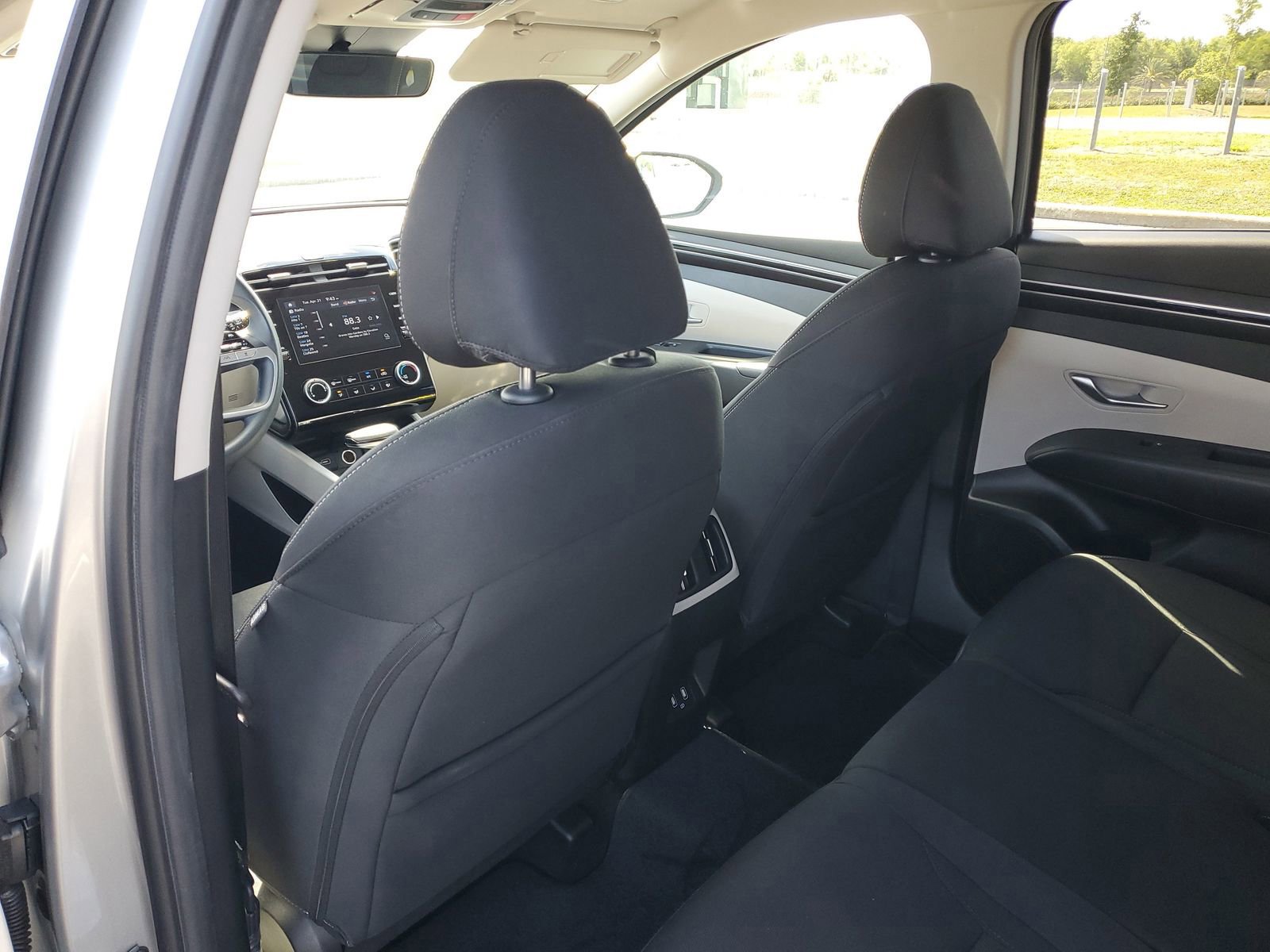 Used 2023 Hyundai Tucson SEL AWD/4WD image 11