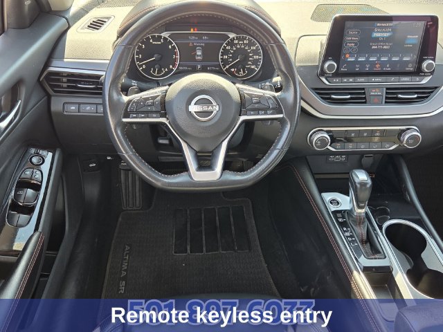 Used 2024 Nissan Altima 2.5 SR FWD image 13