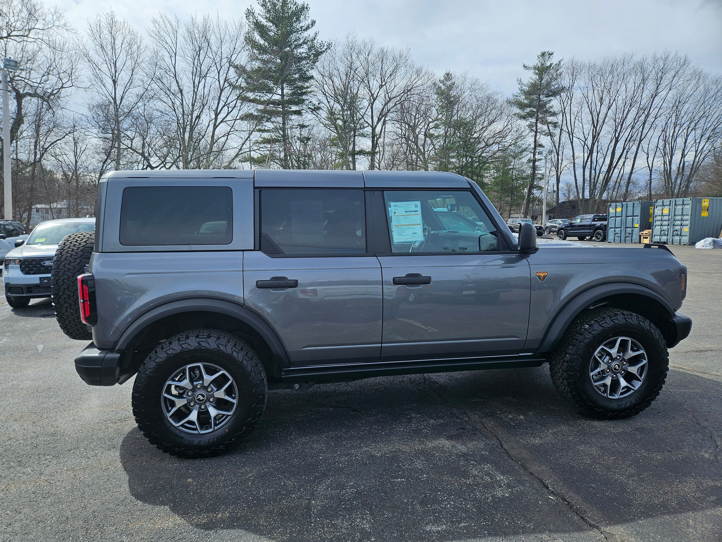 Certified 2025 Ford Bronco Badlands AWD/4WD image 4