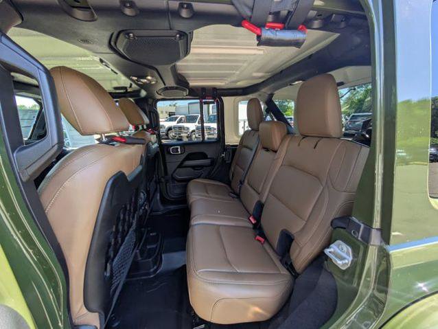 Used 2021 Jeep Wrangler Unlimited Rubicon AWD/4WD image 29