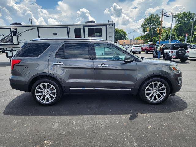 Certified 2017 Ford Explorer Limited FWD image 6
