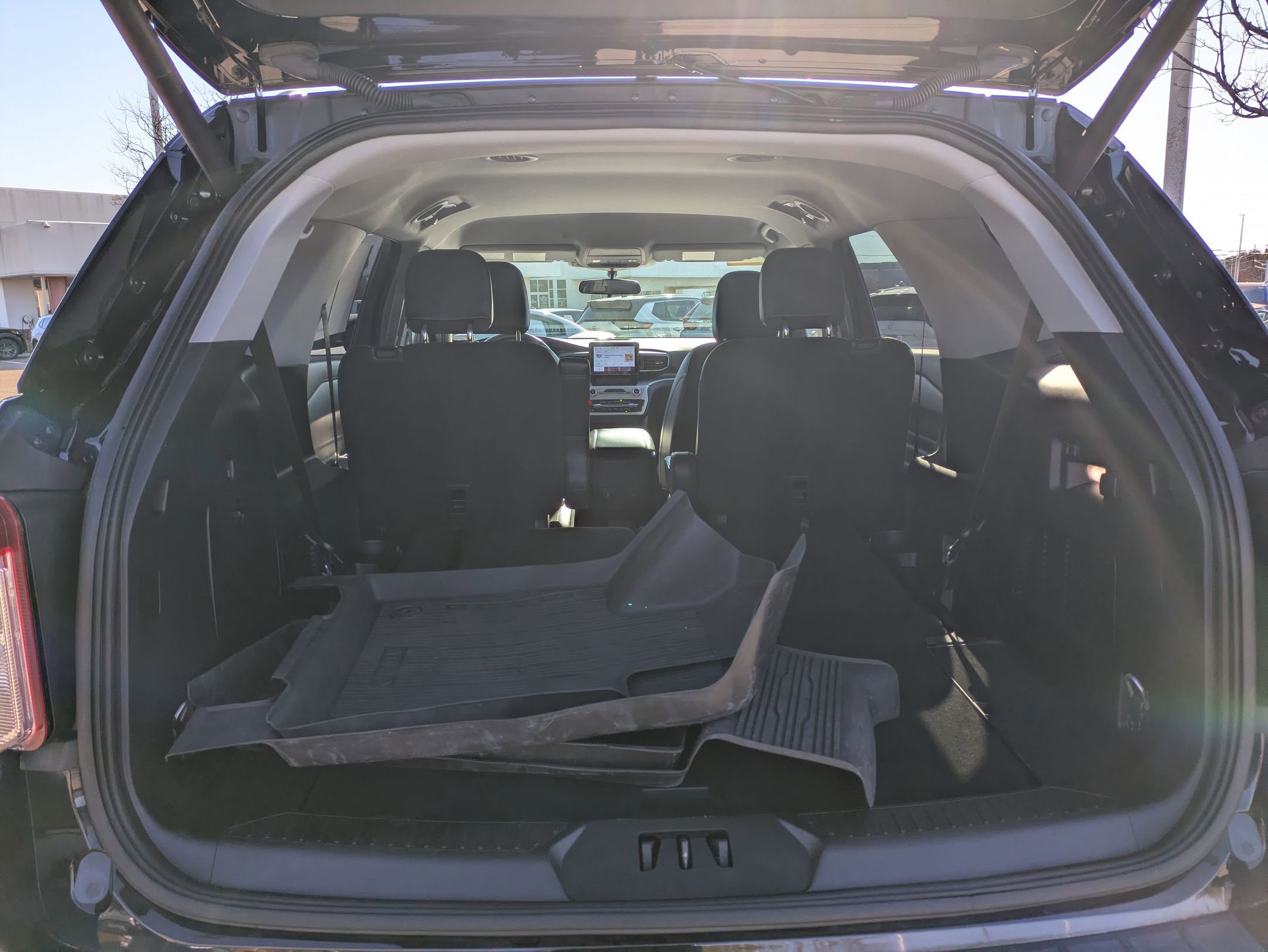 Certified 2023 Ford Explorer XLT w/ Equipment Group 202A image 30