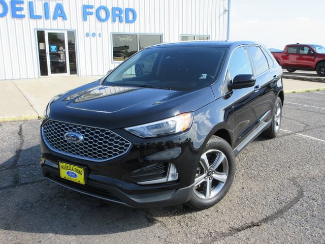 Certified 2024 Ford Edge SEL w/ Convenience Package AWD/4WD image 4