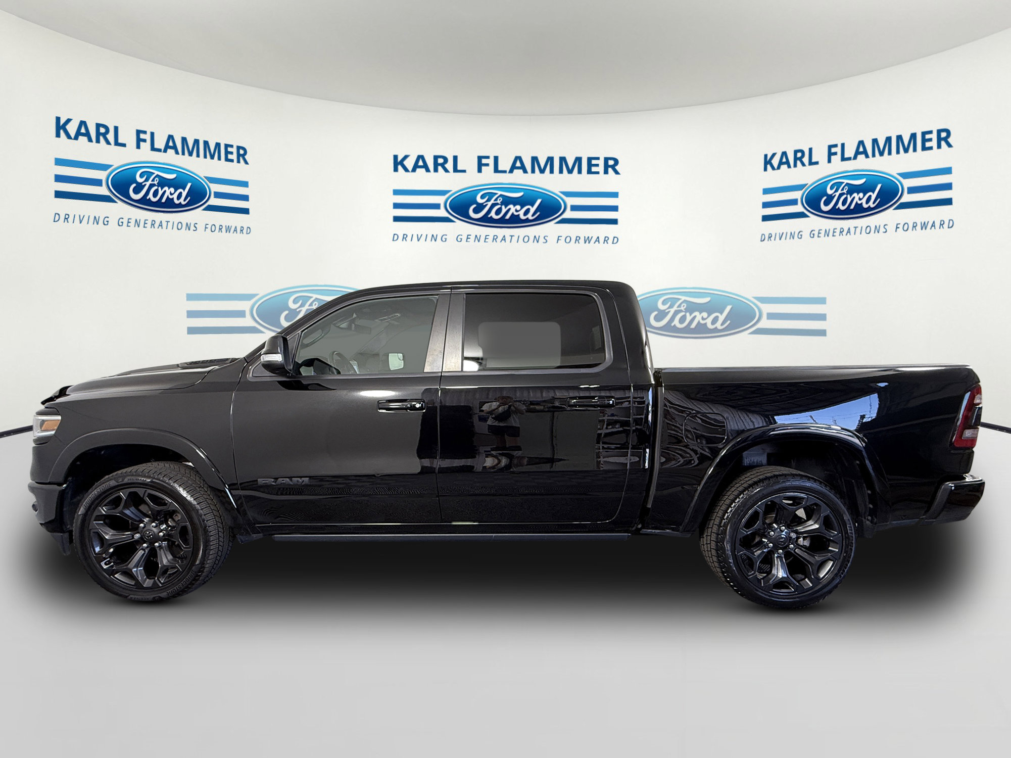 Used 2022 RAM 1500 Limited AWD/4WD image 4