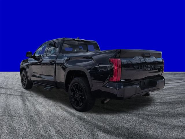 Used 2022 Toyota Tundra SR5 w/ SR5 Convenience Package RWD image 5