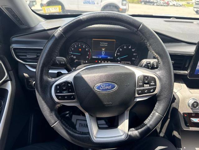 Certified 2020 Ford Explorer XLT w/ Equipment Group 202A AWD/4WD image 11
