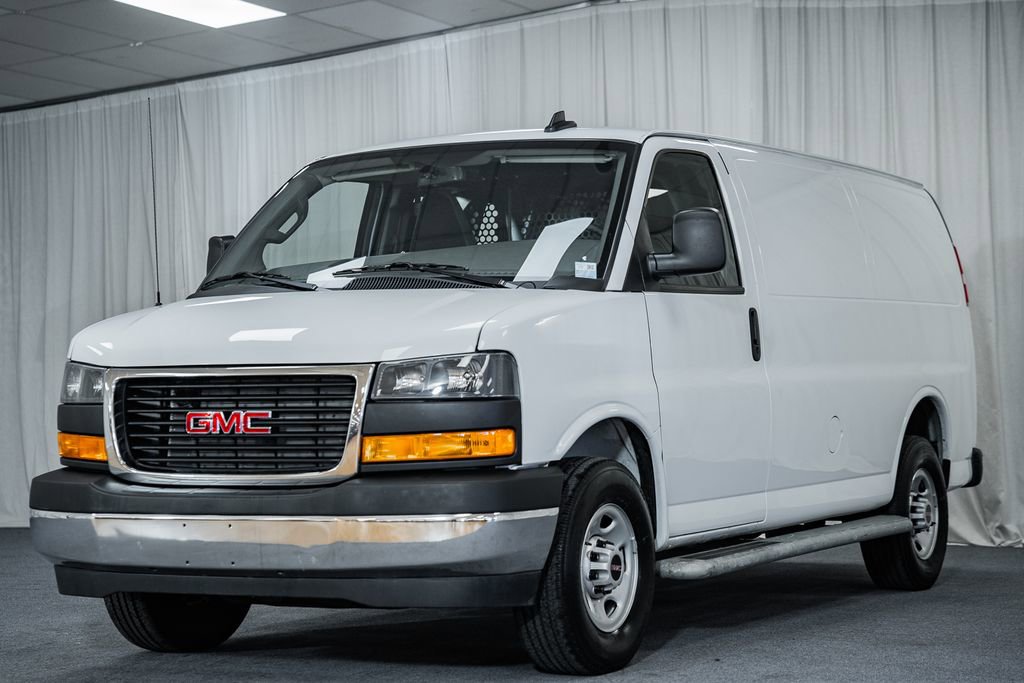Used 2024 GMC Savana 2500 w/ Driver Convenience Package image 3