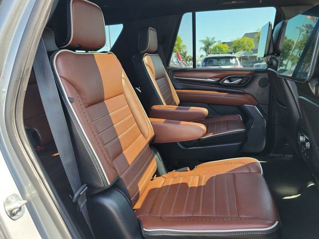 Used 2023 GMC Yukon Denali Ultimate AWD/4WD image 22