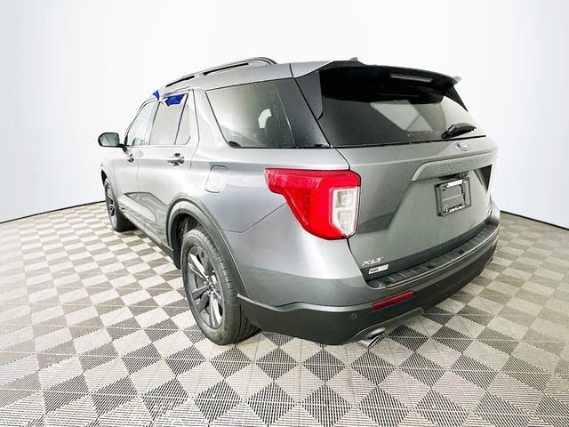 Certified 2023 Ford Explorer XLT w/ Equipment Group 202A image 3