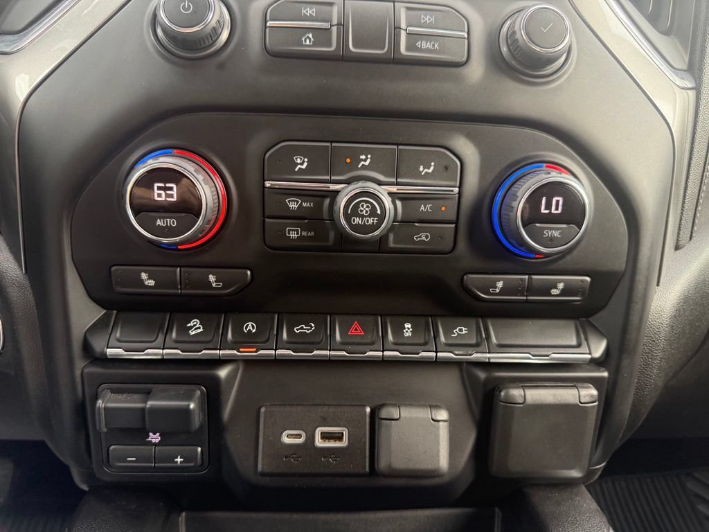 Used 2020 Chevrolet Silverado 1500 RST AWD/4WD image 29