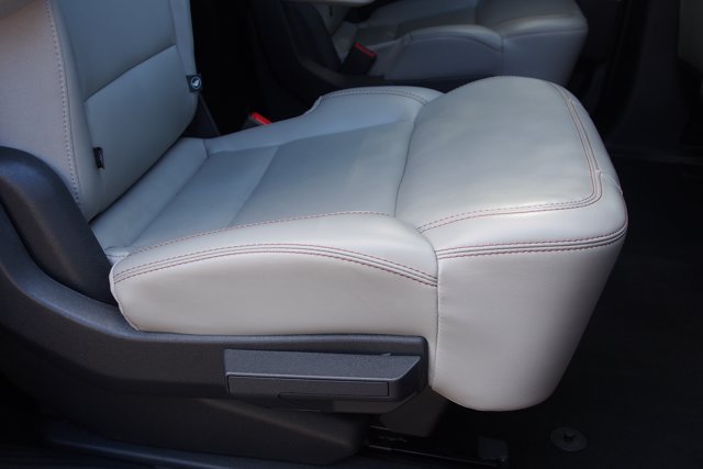 Certified 2025 Ford Expedition Max Active RWD image 15