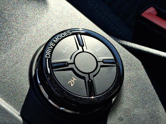 Certified 2025 Ford Ranger XLT w/ Equipment Group 301A High image 21