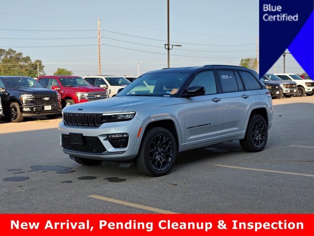 Used 2025 Jeep Grand Cherokee Summit w/ Obsidian Package