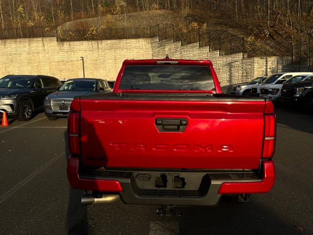 Used 2024 Toyota Tacoma TRD Sport image 5