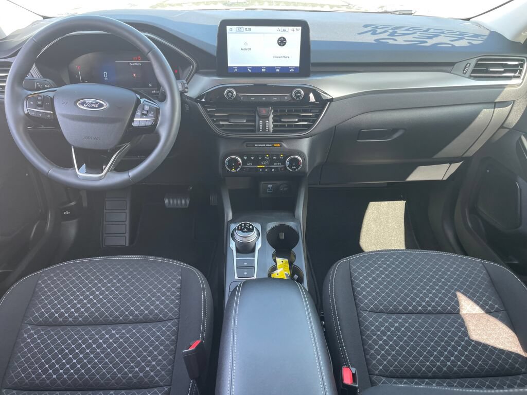 Certified 2023 Ford Escape Active AWD/4WD image 30