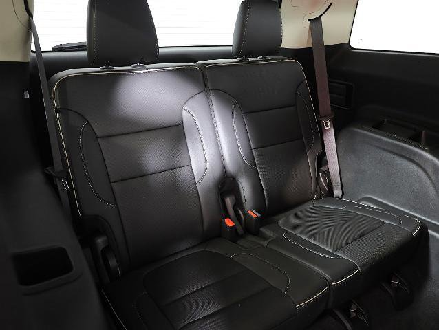 Used 2023 GMC Acadia Denali w/ Denali Ultimate Package image 11