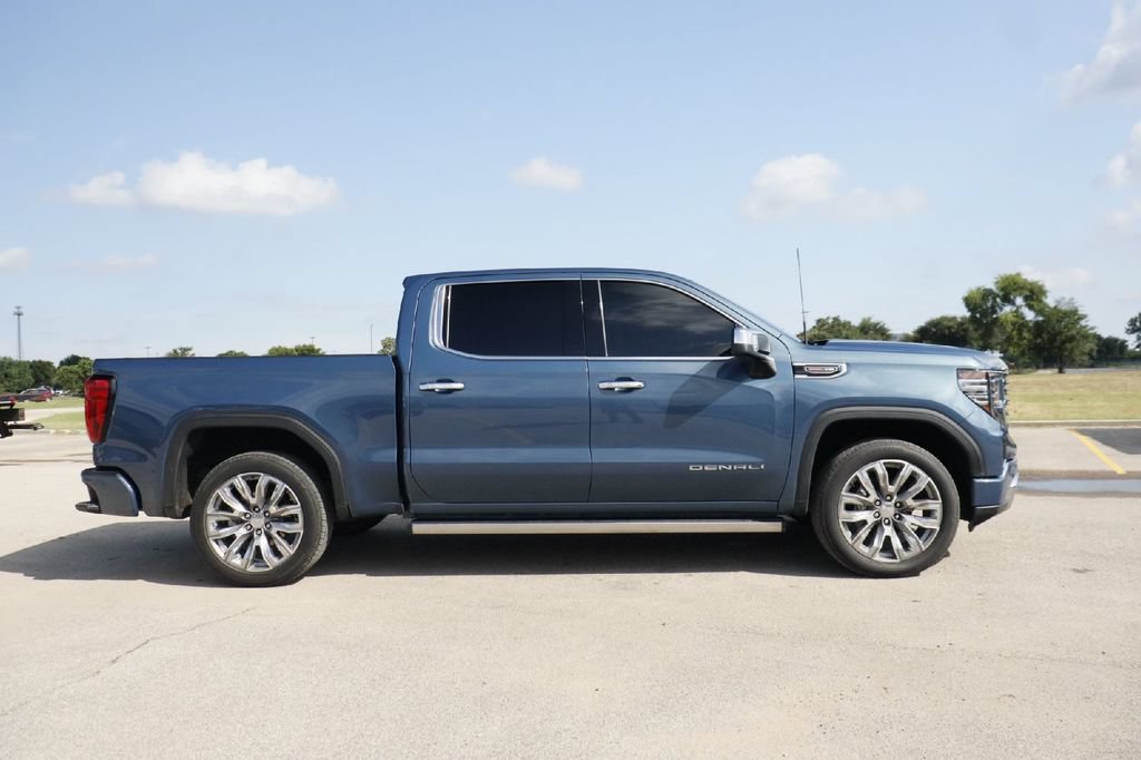 Used 2025 GMC Sierra 1500 Denali AWD/4WD image 29