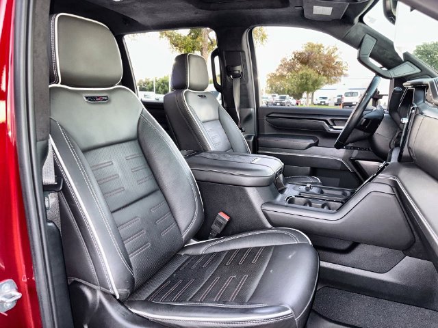 Used 2024 GMC Sierra 2500 AT4X AWD/4WD image 33