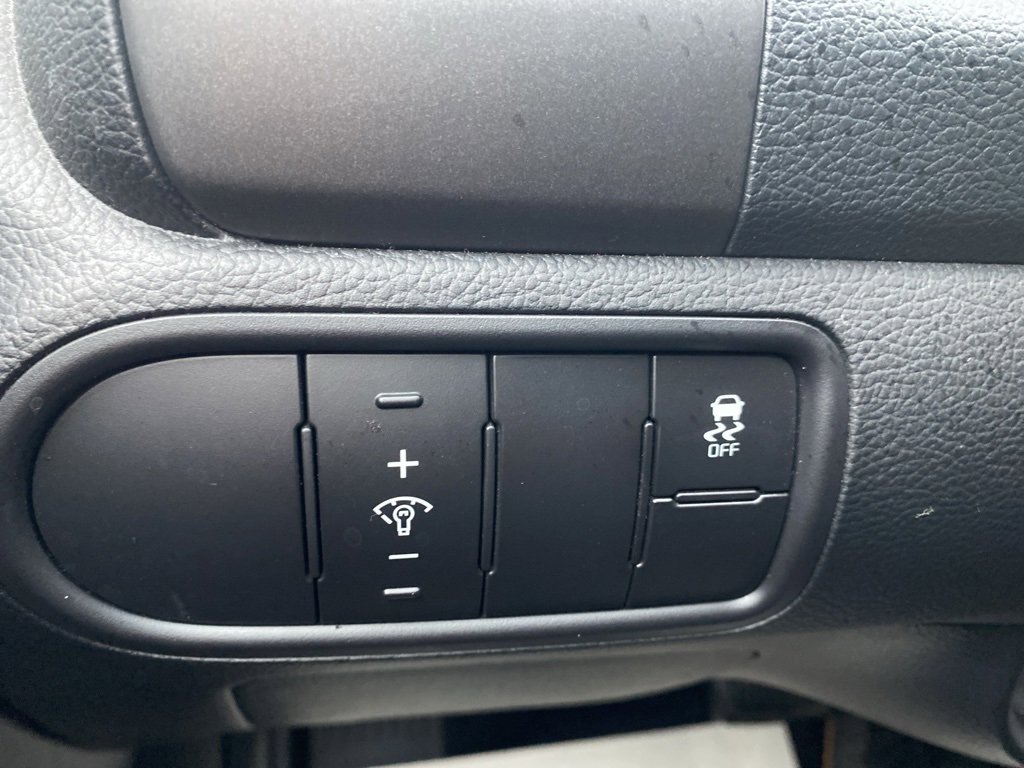 Used 2017 Kia Forte LX image 20