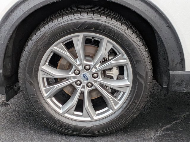 Certified 2023 Ford Explorer XLT w/ Equipment Group 202A image 9