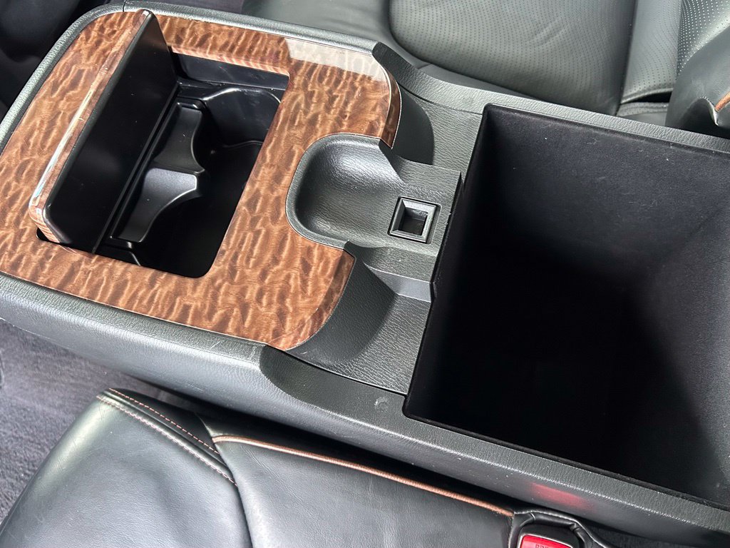 Used 2017 Nissan Armada Platinum w/ Captain Seat Package AWD/4WD image 28