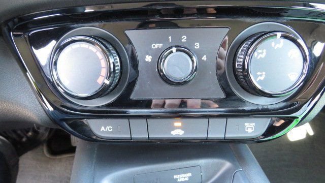 Used 2018 Honda HR-V LX image 15