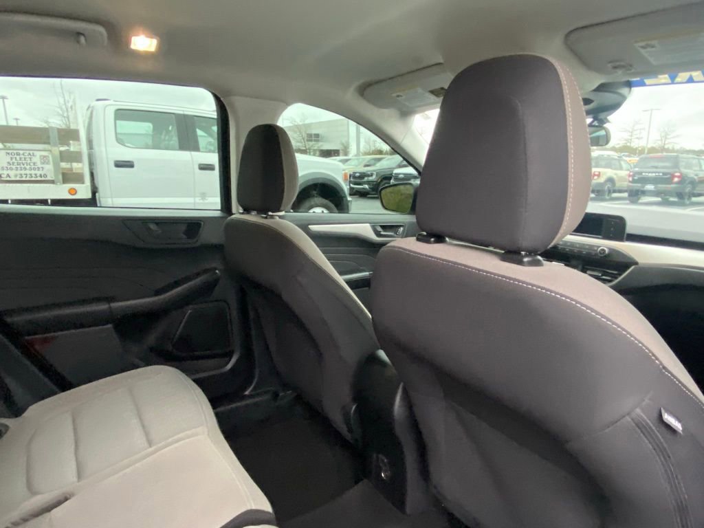 Certified 2022 Ford Escape S image 27