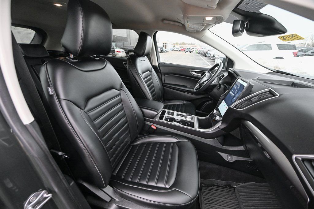 Certified 2024 Ford Edge SEL w/ Convenience Package image 26
